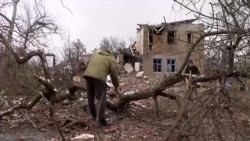 Как выживают люди в прифронтовом поселке Очеретино 