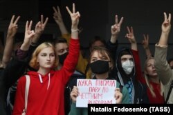 Участники акции протеста в поддержку студентов Минского государственного лингвистического университета (МГЛУ), 7 сентября 2020 года. Фото: ТАСС